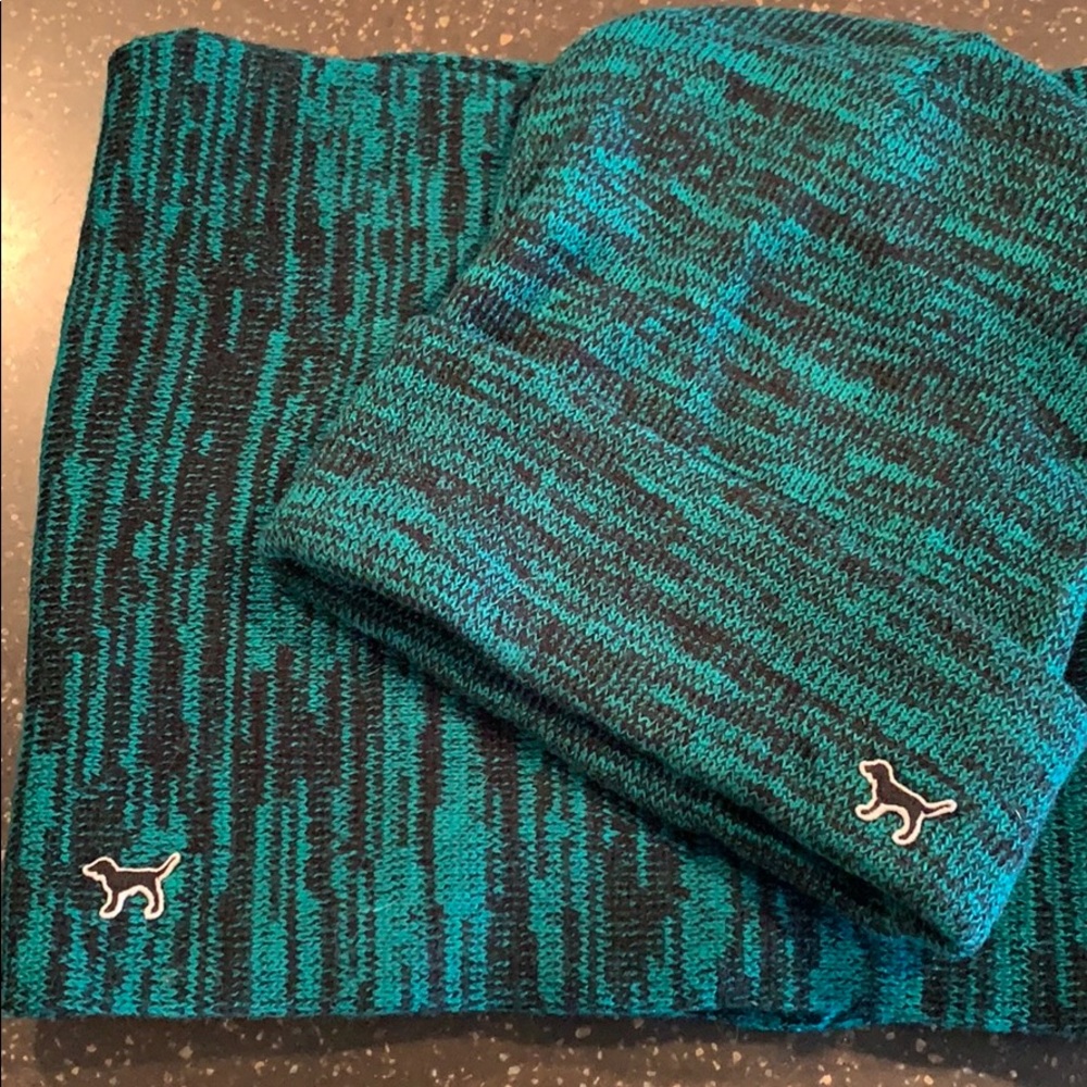 Victoria’s Secret PINK Scarf and Beanie Set